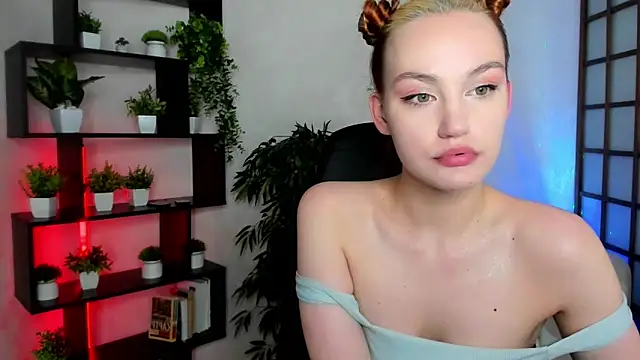 Chat XXX ao vivo de Ida_FaneStain