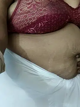 Yoursriya25 Adlı Modelin Canlı XXX Sohbeti
