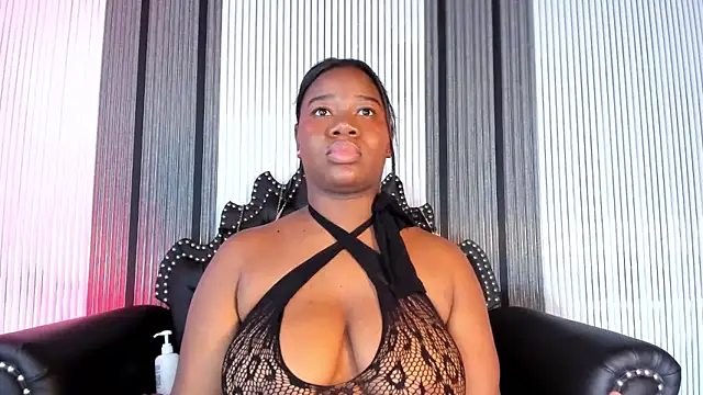 Slave_Ebony's Live XXX Chat