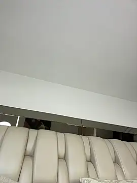 ALISSON_FOXXX1 Adlı Modelin Canlı XXX Sohbeti