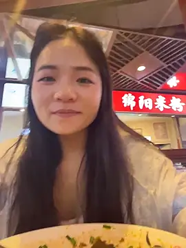 xiaochengzi505 即時 XXX 聊天