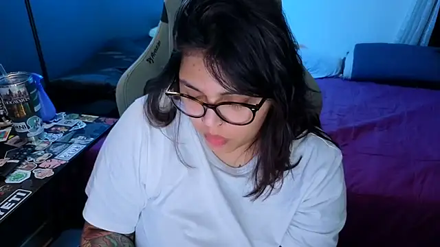 miacanela_xo XXX чат на живо