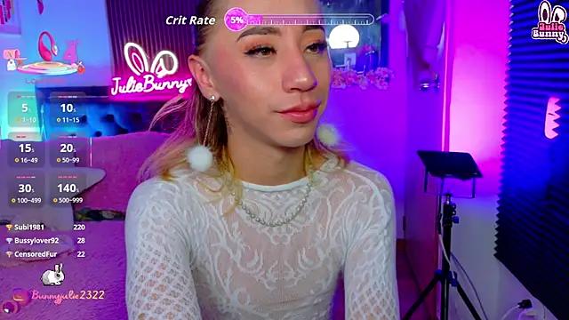 Littlebunny21 在線直播表演