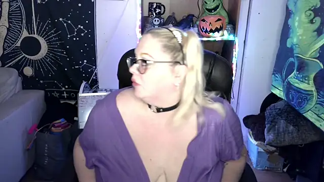 Kinky_Witch – Naživo XXX chat