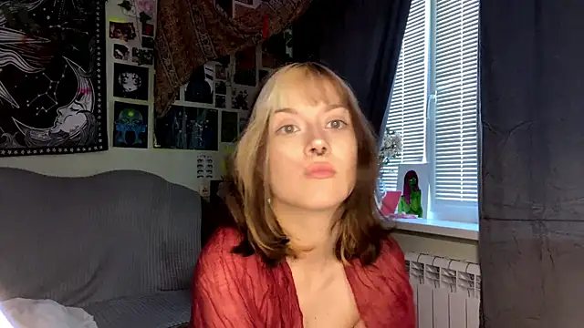 YourFavoriteAltgirl Adlı Modelin Canlı Sohbet Odası