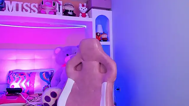 miss___megan Chat XXX live