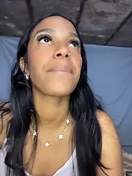 FlorSalvaje_ – Naživo XXX chat