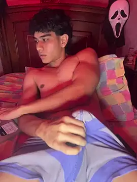 IronLatino Obrolan Langsung XXX