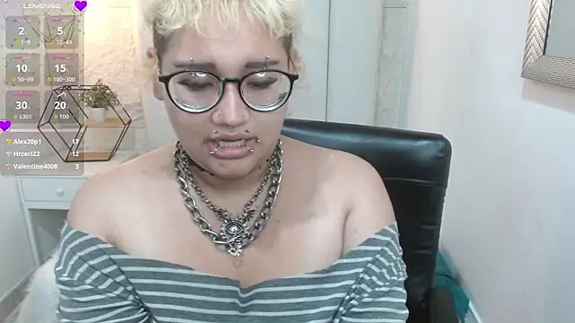 Echypyon_ Live XXX-Chat
