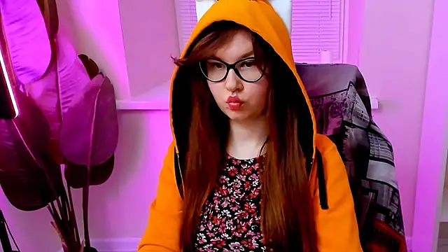 CarolGiggly's Live XXX Chat