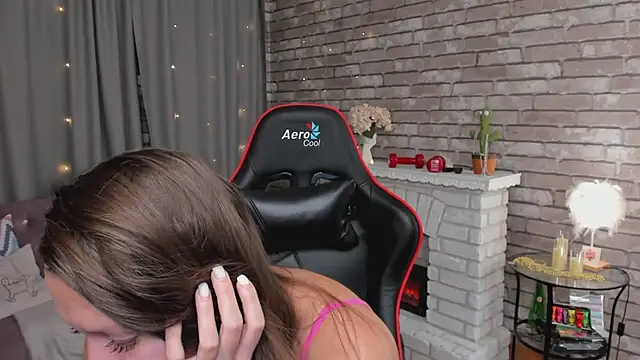 SarahCoksss' Live XXX Chat