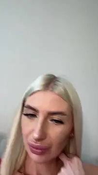 دردشة Mia_Roxie الجنسية المباشرة
