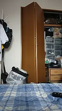 XXX chat uživo modela 07YUKIO