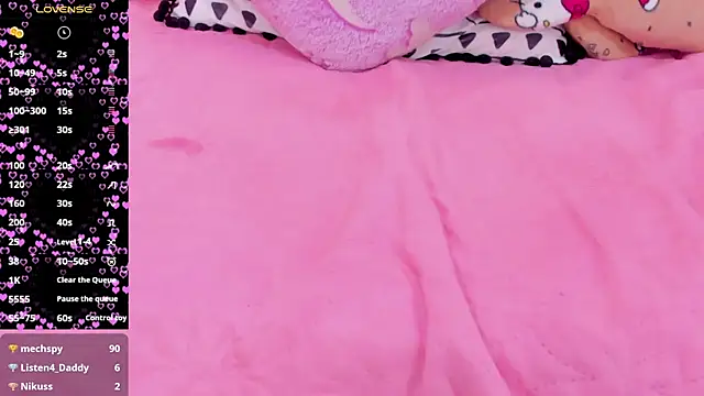 emily_rivas_ Adlı Modelin Canlı XXX Sohbeti