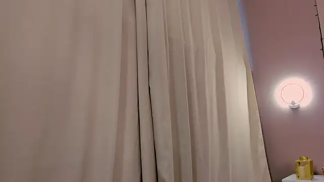 AdeleSilvy – Naživo XXX chat