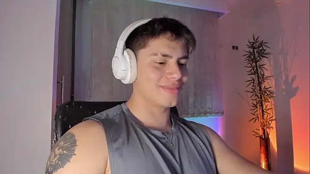 Giordano_Russo élő XXX-chatje