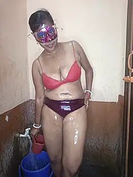juhi06's Webcam Show