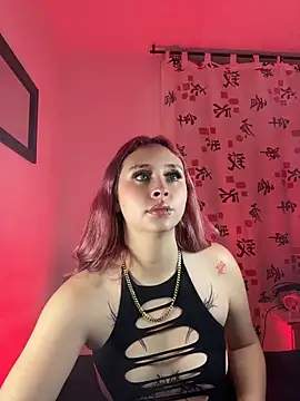 Chat XXX en directo de Sophia_LuxxX
