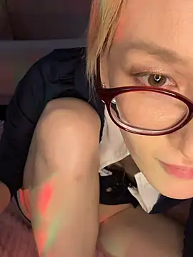 Chat +18 de UmaBlossom ao vivo