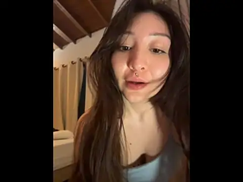 Chatroom XXX en direct de Valengarcia_