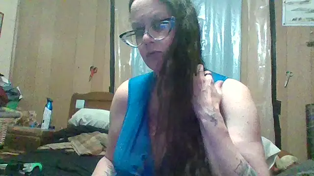 LotusRoyalty's Live XXX Chat