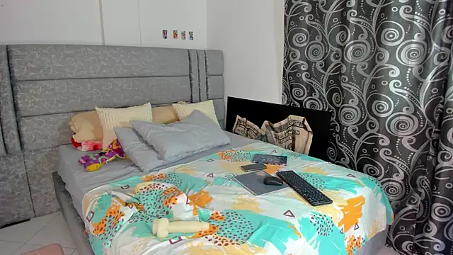 Gema-lexy Adlı Modelin Canlı XXX Sohbeti