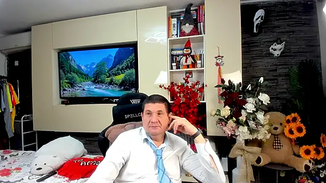 SpartacusDaddy48 Adlı Modelin Web Kamerası Şovu