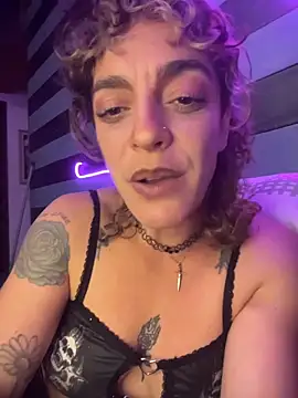 SalyTredelMonte – Live XXX-chat