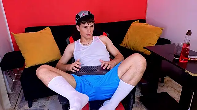 LoganSteel_ élő XXX-chatje