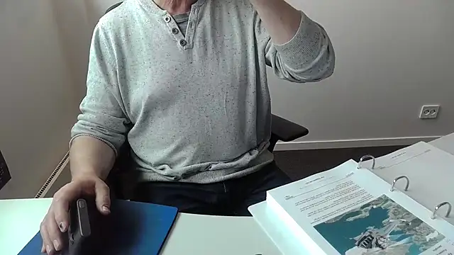 Buggemann Live XXX Chat