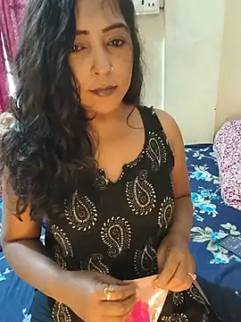 Hotbhabi305 webcam show