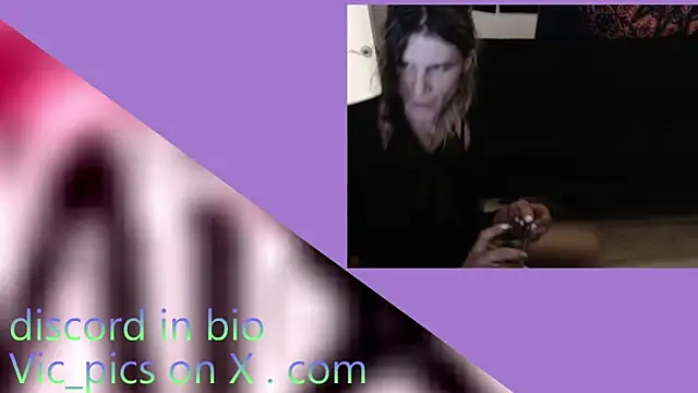 Онлайн чат XXX VickPicsVermillion