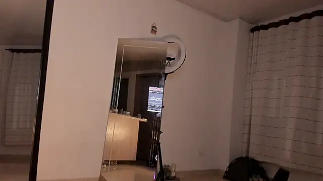 Laurenn_Sweet live XXX chat