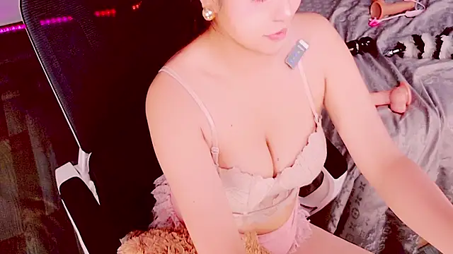 NinaSin 在線直播表演