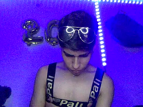 andrytedu_20 Webcam Show