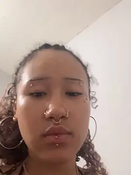 MissIniNoir – webcam-show