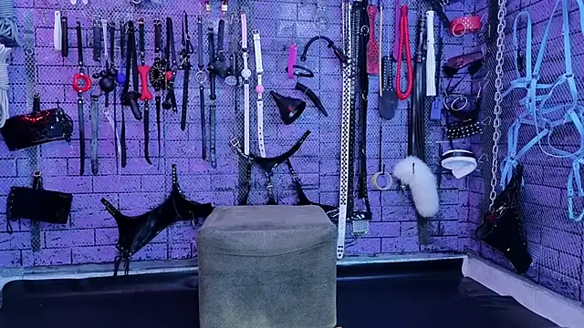 PANDORANEZZ XXX чат на живо