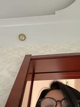 yaobaobao666 在線直播表演