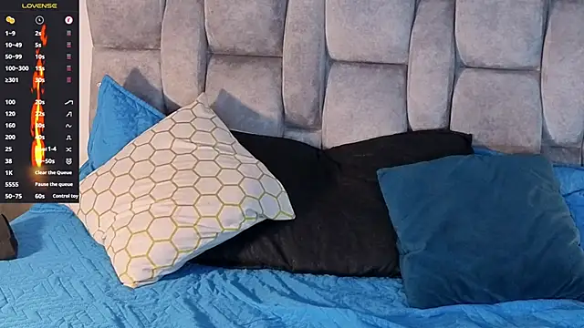isaacblaze_n Webbikameraesitys