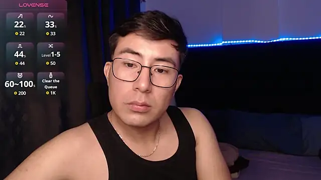 andrewmhilton_'s Live XXX Chat