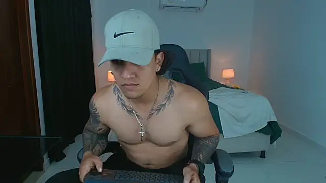 Mrbig_maximo webkamerás műsora