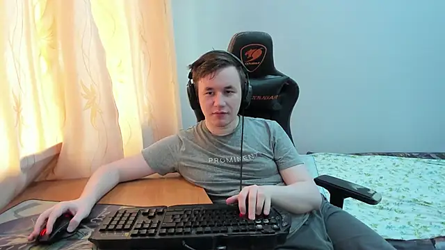 iliaskrislove Adlı Modelin Web Kamerası Şovu
