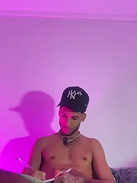 Thiagoferreti – Naživo XXX chat