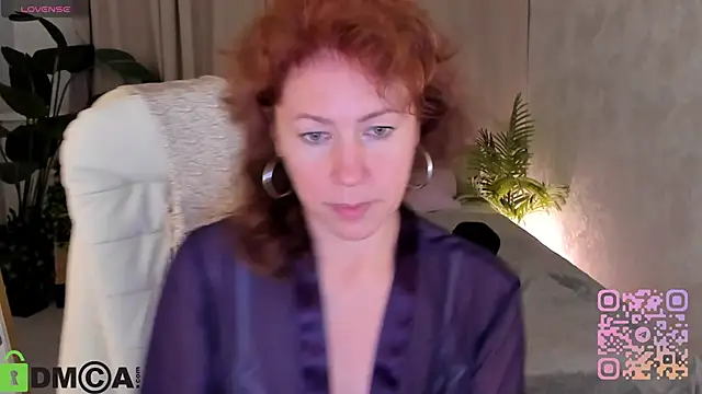 LeticiaRomano Chat XXX live