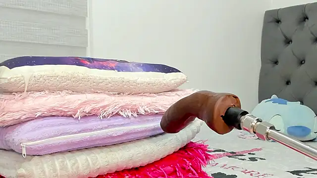 Elizabeth_18_: απευθείας συνομιλία ΧΧΧ