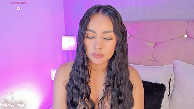 Chat XXX en directo de Cameliaa_Smiith