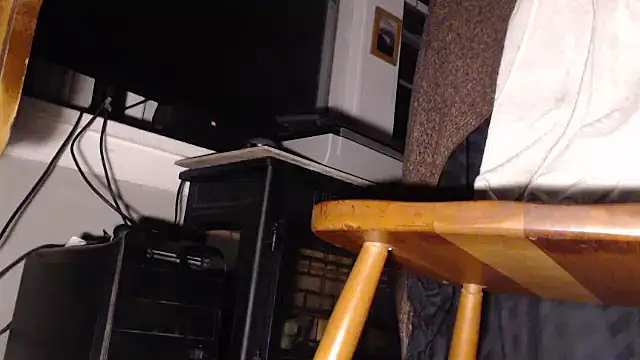 torpedo19086's Live XXX Chat