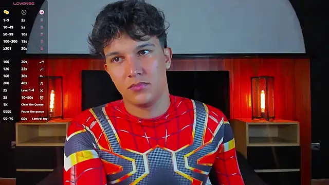 Czat XXX na żywo – Leo_Savage_