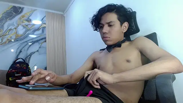 DaviidBuckx_ Live XXX-Chat