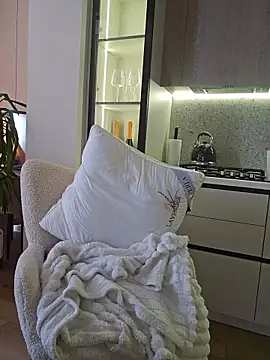 Miss_Magic_Eyes_ Adlı Modelin Canlı XXX Sohbeti